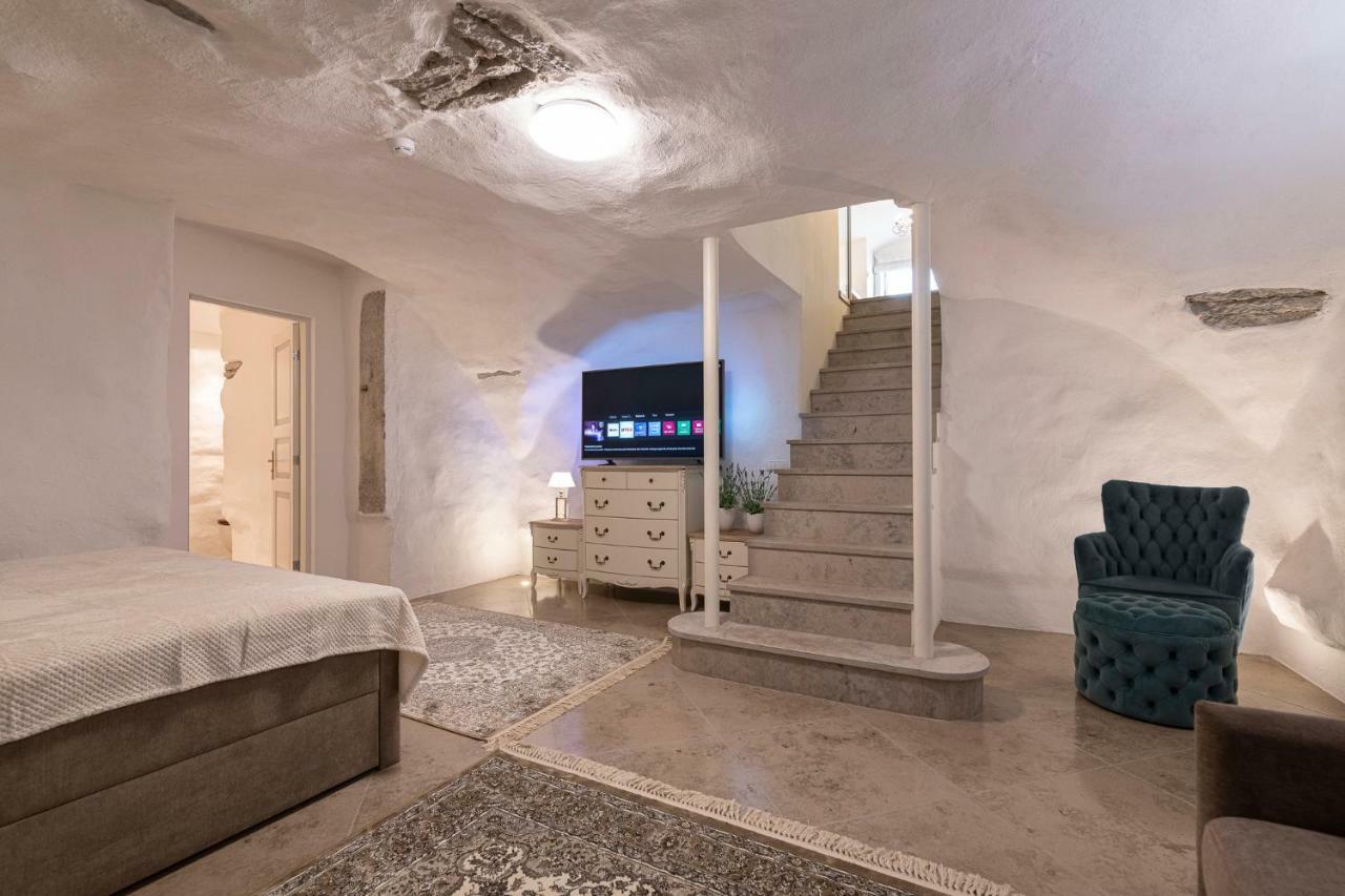 Tallinn Housing 2 Bdr 2 Bathroom With Sauna At Carl Engel Luxury House Exterior foto