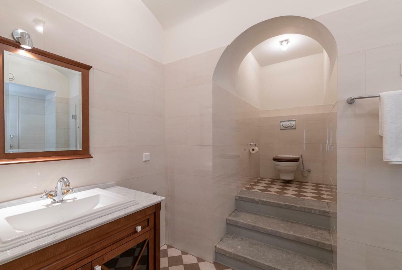 Tallinn Housing 2 Bdr 2 Bathroom With Sauna At Carl Engel Luxury House Exterior foto